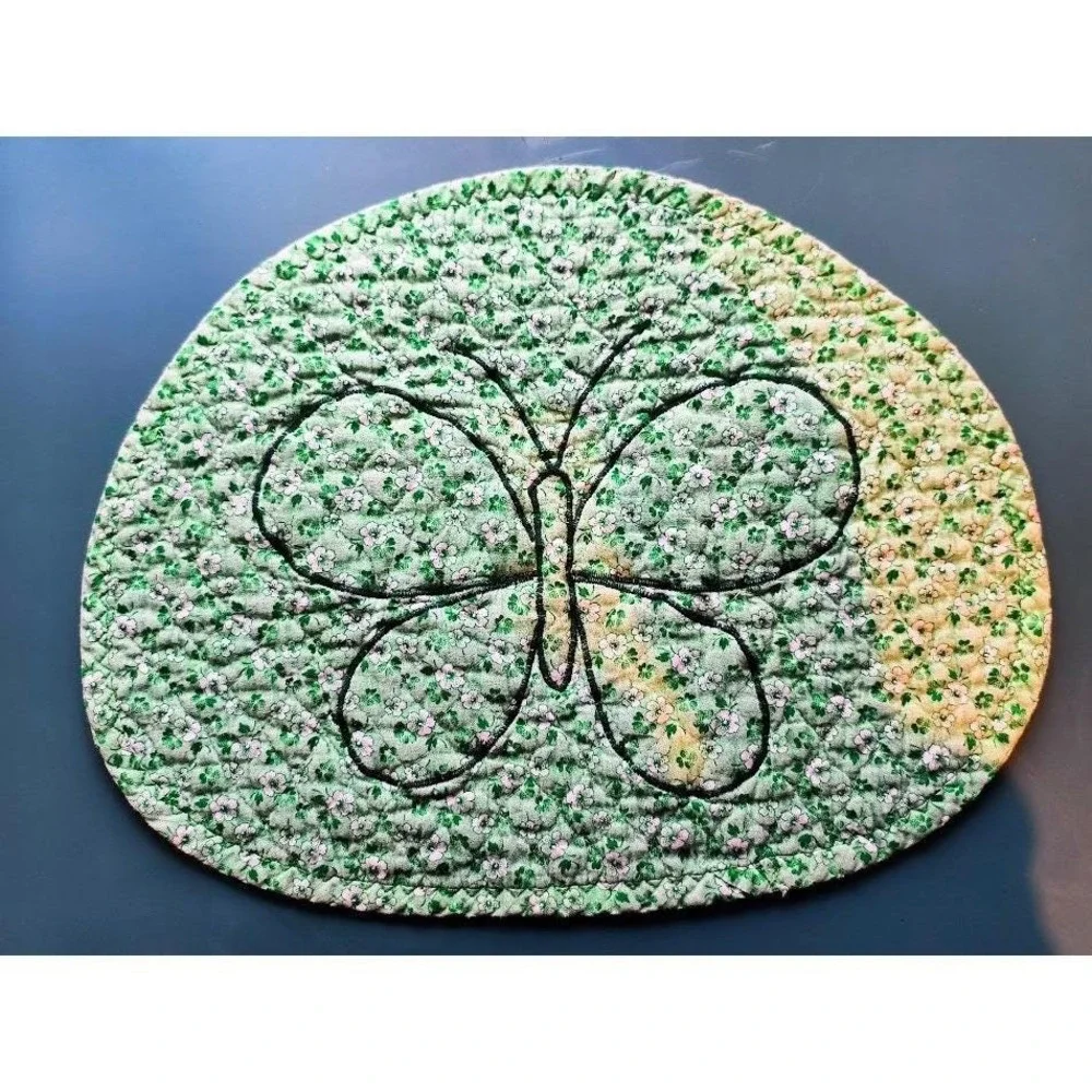 Handmade‎ Quilted Butterfly Set of 6 Placemats Green Floral Reversible